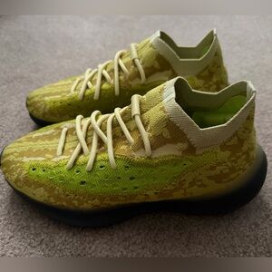 Adidas Yeezy Boost 380 - Hylte